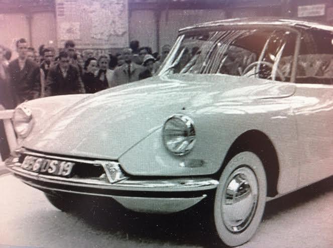41- Citroen DS PAris
