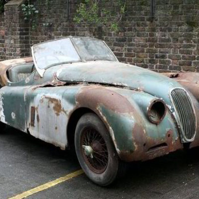 Ягуар xk120 Ржавый